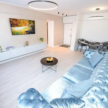 Celeste - One Bedroom - Next To Victoria Avenue And Cismigiu Park Appartement