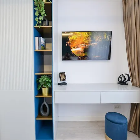 Celeste - One Bedroom - Next To Victoria Avenue And Cismigiu Park Boekarest